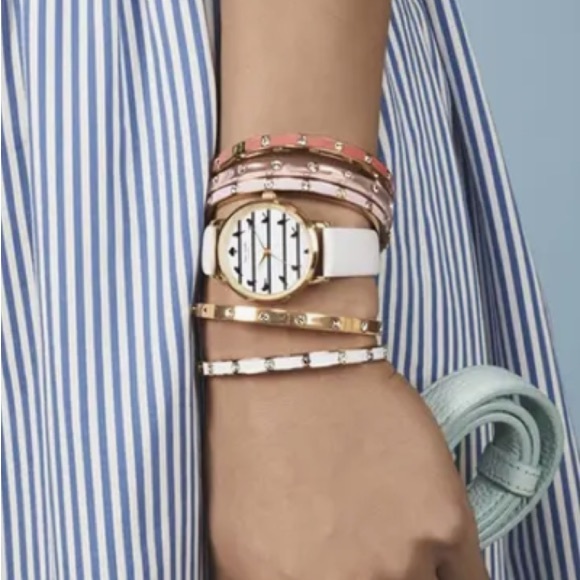 Kate Spade crystal hinge bangle bracelet. New - Picture 2 of 5